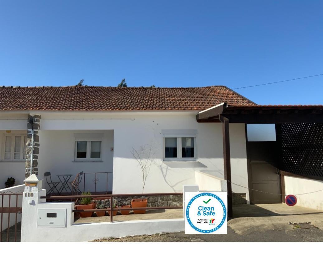Casa Do Carvalhal - Natureza No Centro Da Cidade ξενώνας Santa Maria da Feira Εξωτερικό φωτογραφία